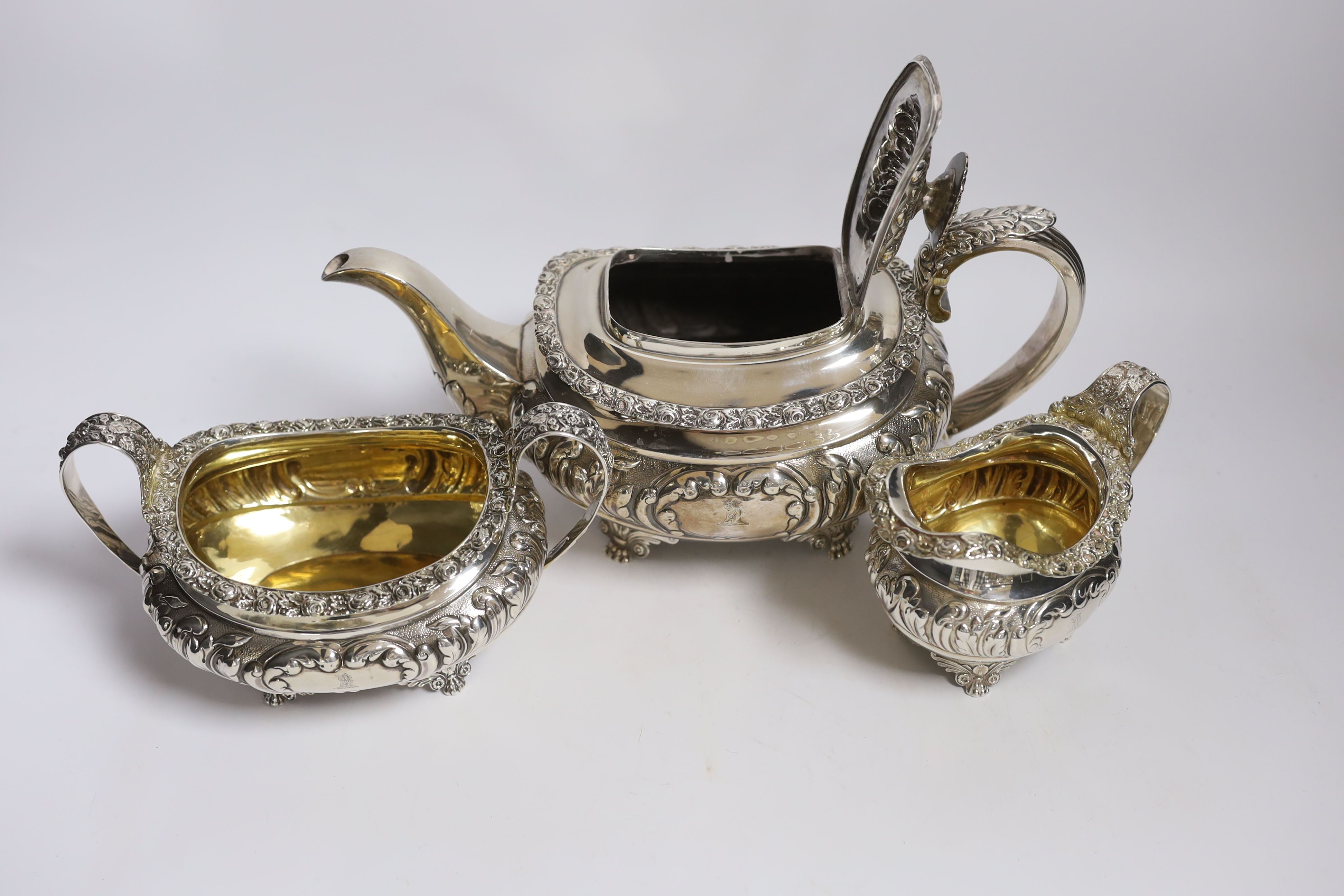 A George IV silver three piece oval tea set, on winged paw feet, by Naphtali Hart, London 1820, gross weight 39.4oz. CITES Submission reference WPRX4YEC